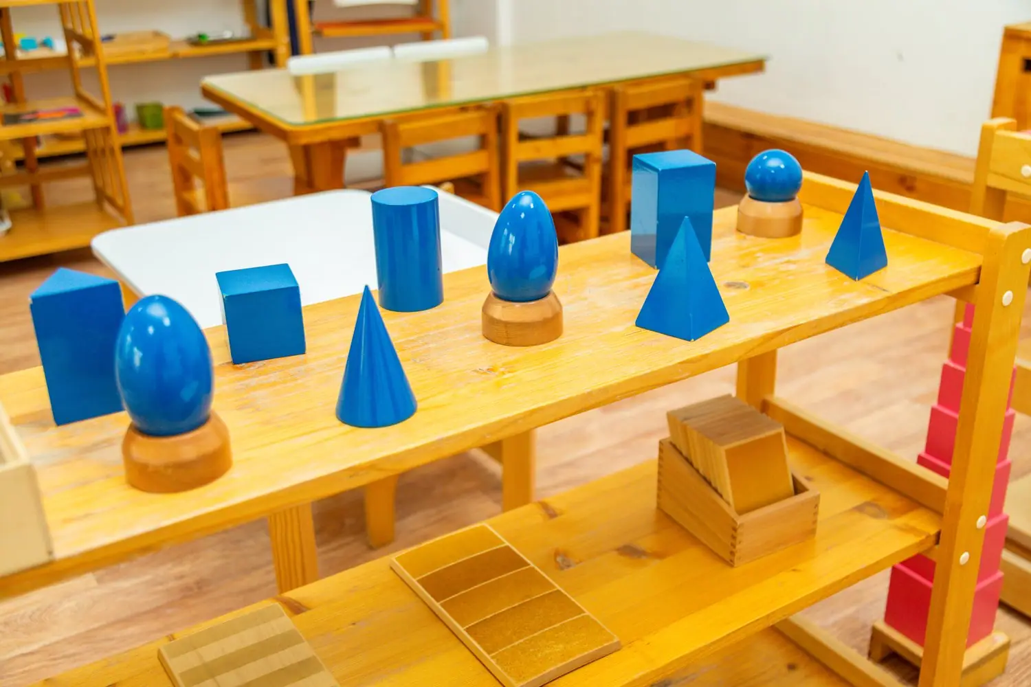 Jak wybrać najlepsze przedszkole Montessori dla swojego dziecka w okolicy Wrocławia